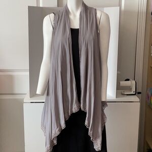 Knox Rose Gray Sleeveless Drape Cardigan